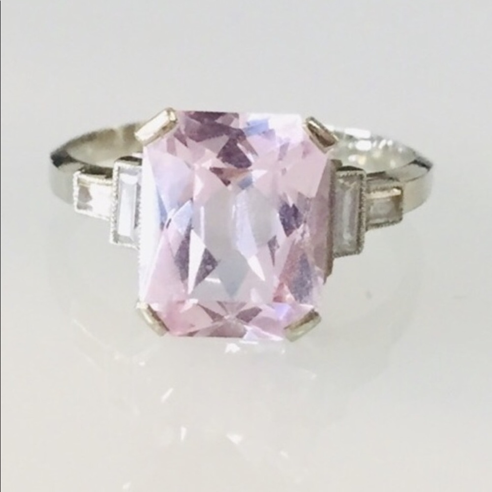 14k White gold Deco Pink Spinel ring